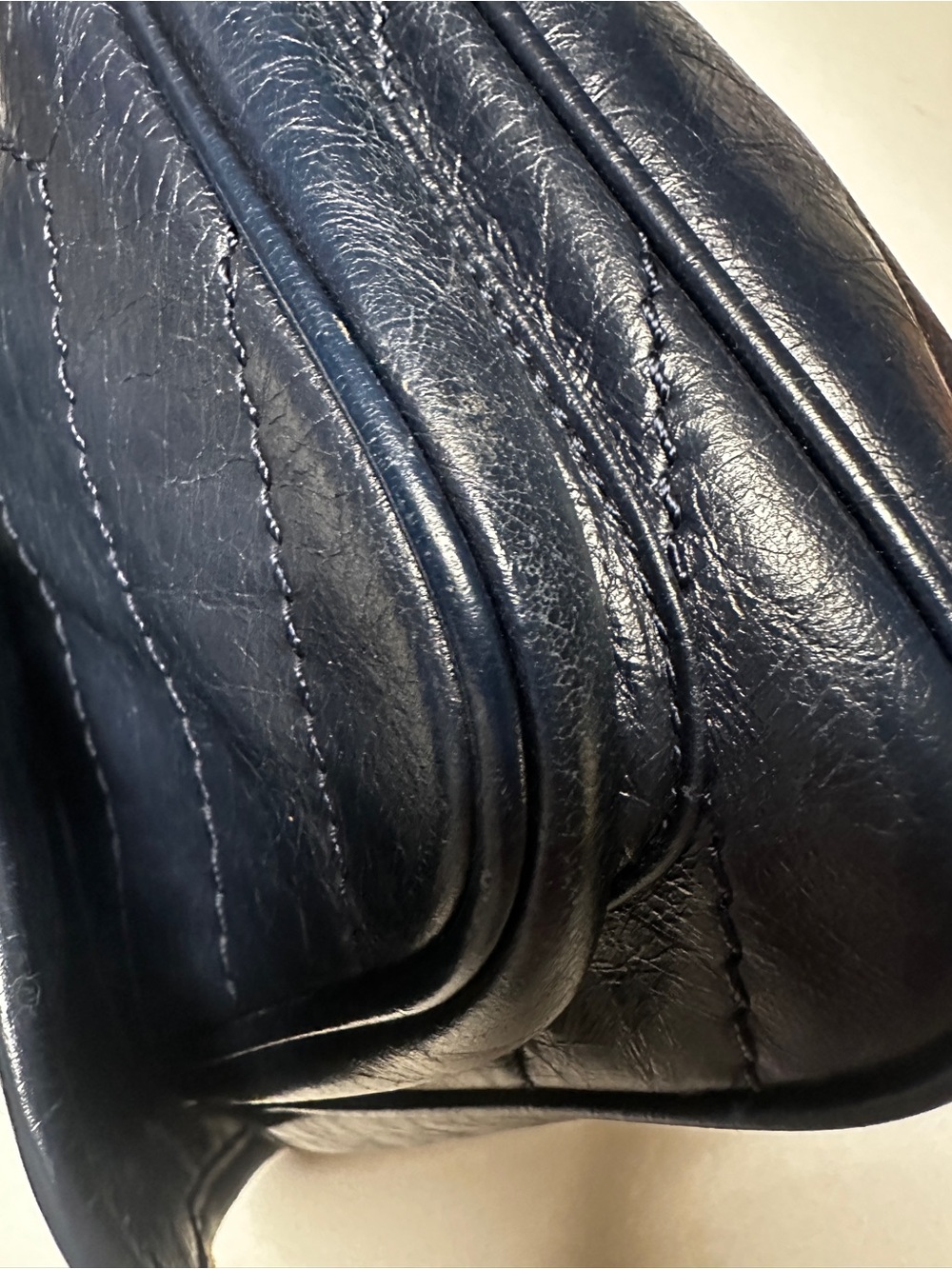 Saint Laurent Niki Baby Bag in Navy Blue Leather - Picture 11 of 16